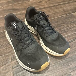 On Running Men's Black and White Sneakers